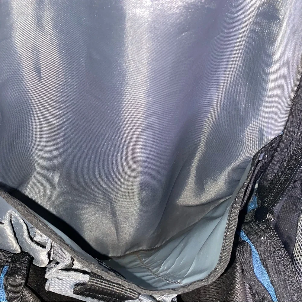 SwissGear Mars Black and Blue Laptop Compartment Backpack